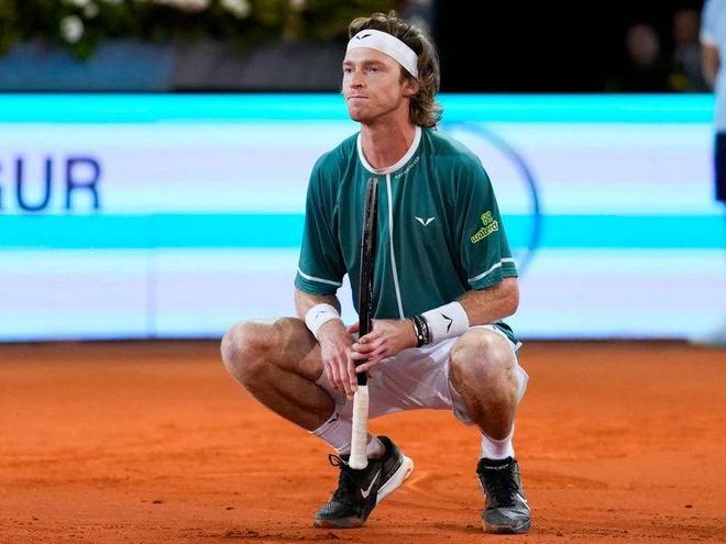 循环赛垫底 循环赛垫底