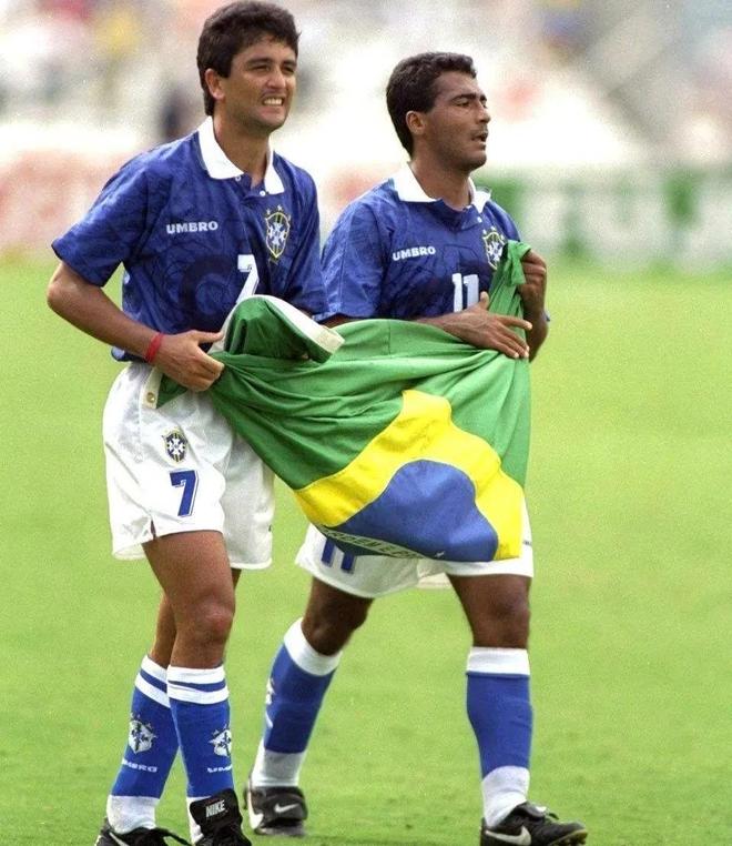 滑雪登山这 滑雪登山这