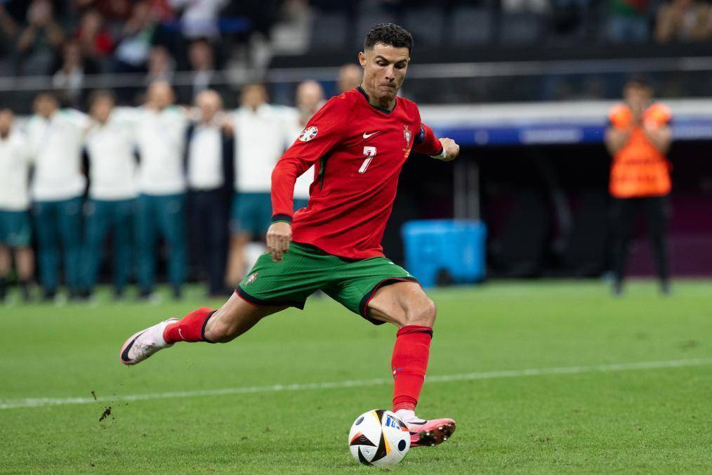 球队间自由 球队间自由